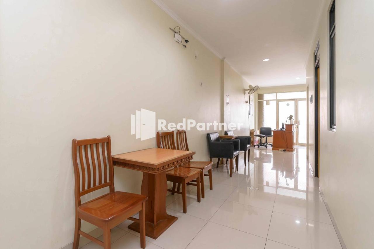 Jo Residence Syariah Redpartner Jakarta Exteriér fotografie