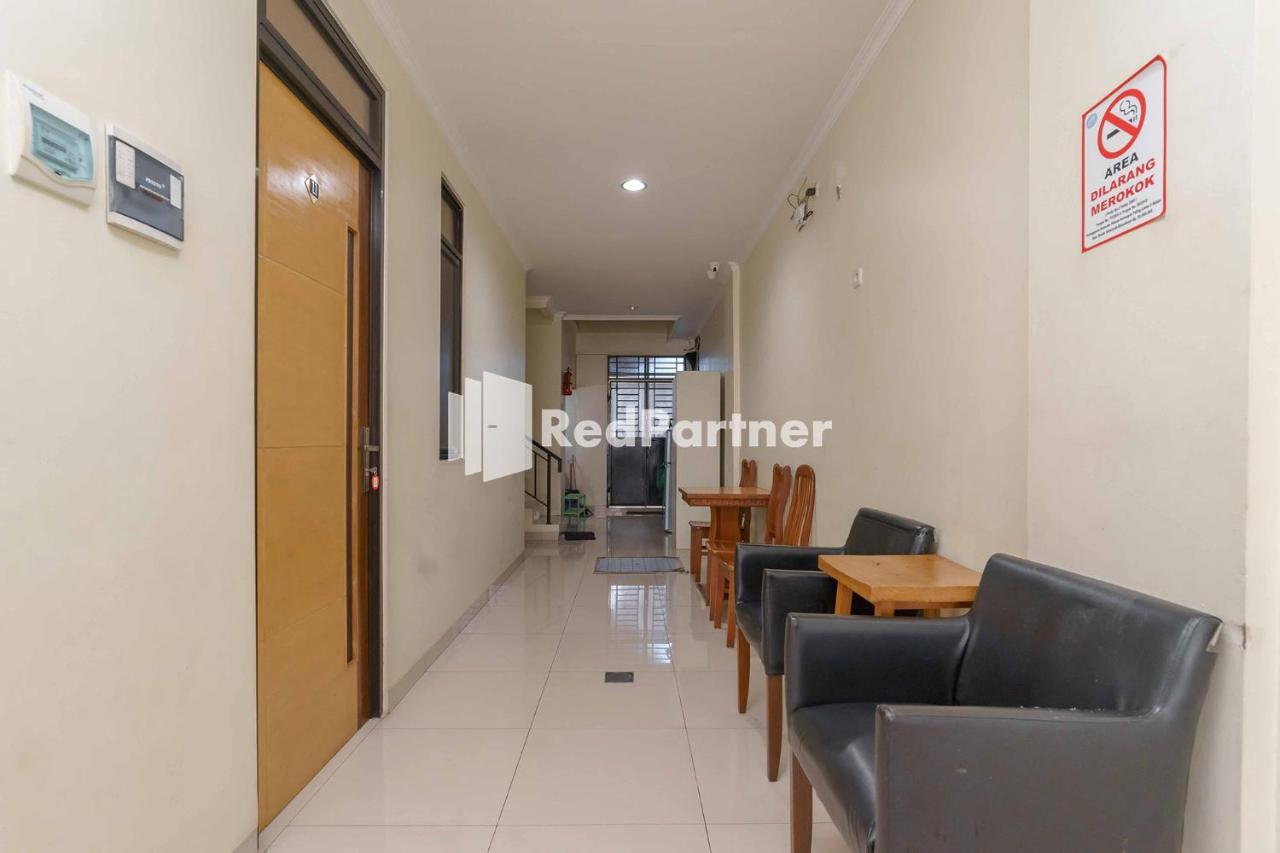 Jo Residence Syariah Redpartner Jakarta Exteriér fotografie
